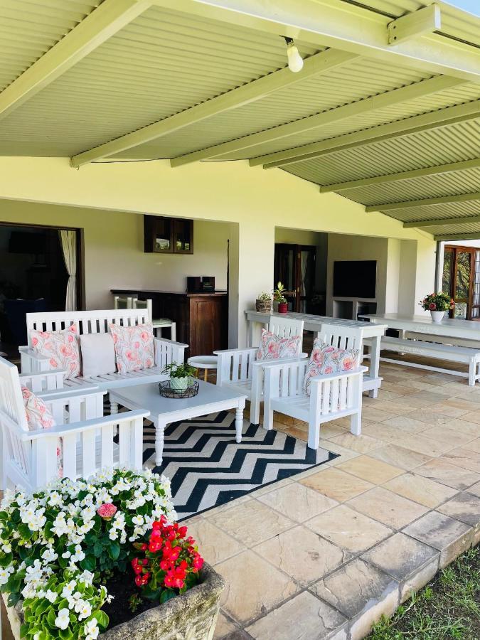 Porterfield Guest House, Champagne Valley Buitenkant foto