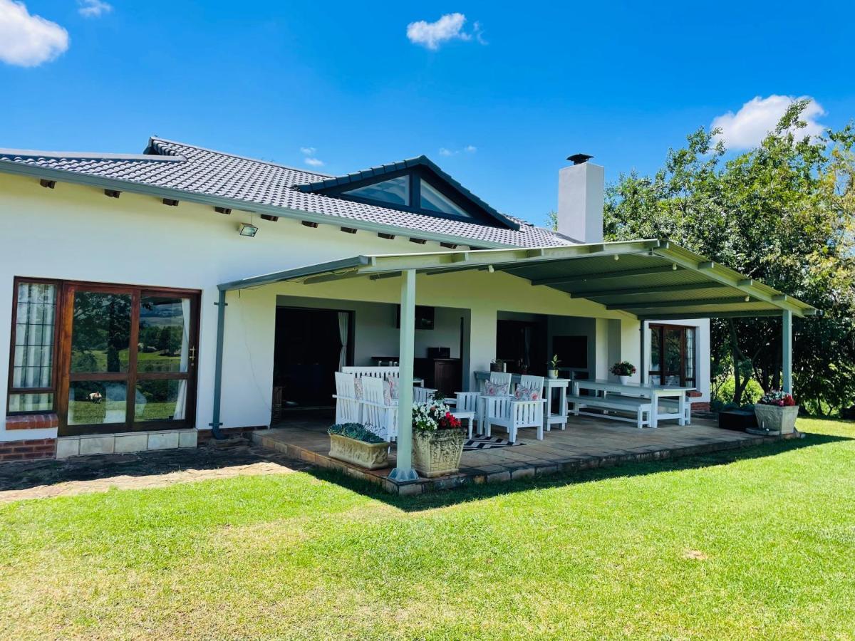 Porterfield Guest House, Champagne Valley Buitenkant foto