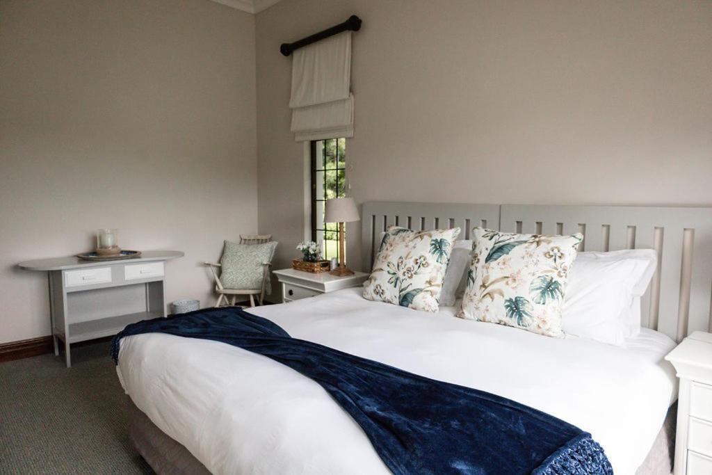 Porterfield Guest House, Champagne Valley Buitenkant foto