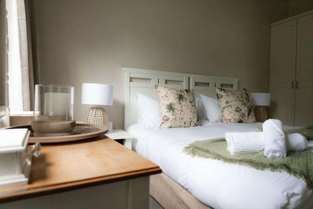 Porterfield Guest House, Champagne Valley Buitenkant foto